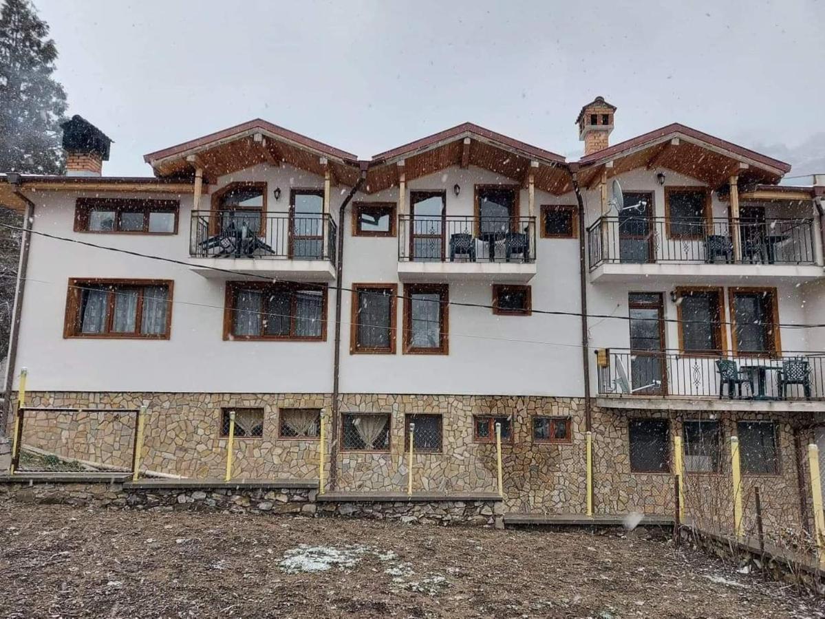Къща За Гости Камината Trigrad Exteriör bild