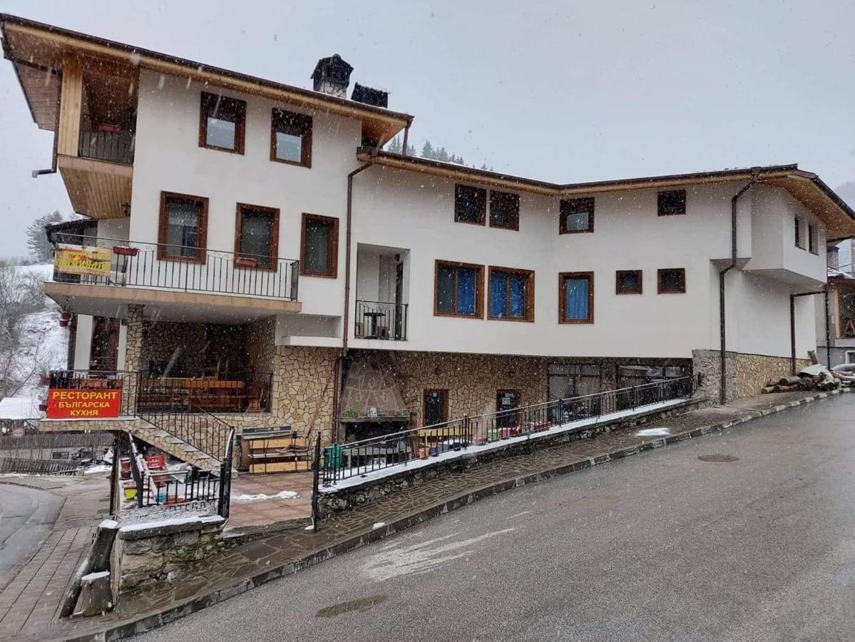 Къща За Гости Камината Trigrad Exteriör bild