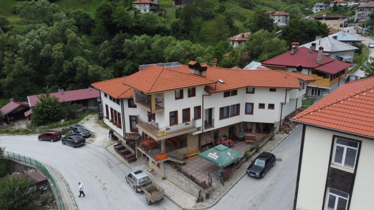 Къща За Гости Камината Trigrad Exteriör bild